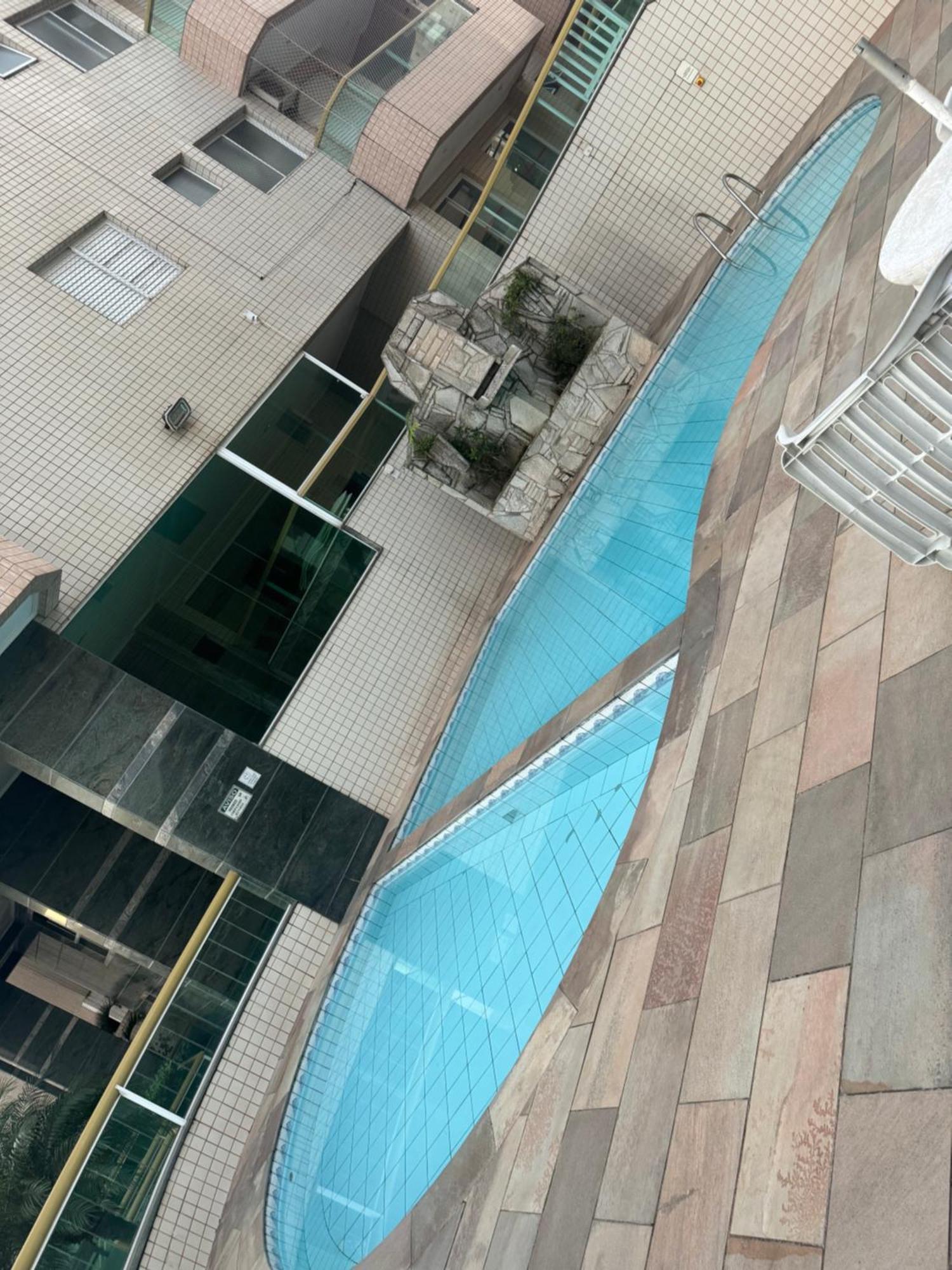 Apartamento Apto Com Piscina, Churrasqueira, Ar Condicionado *